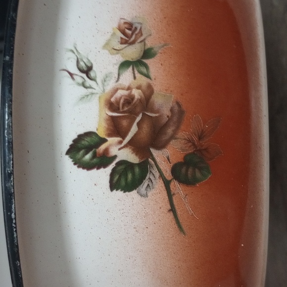 Dusty Rose Enamel Mixing Bowls - Picture 3 of 7